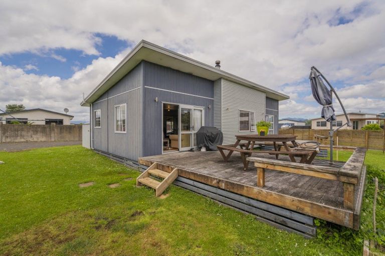 Photo of property in 32 Carina Way, Whitianga, 3510