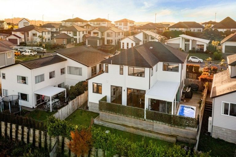 Photo of property in 23 Pioneer Rise, Silverdale, 0932