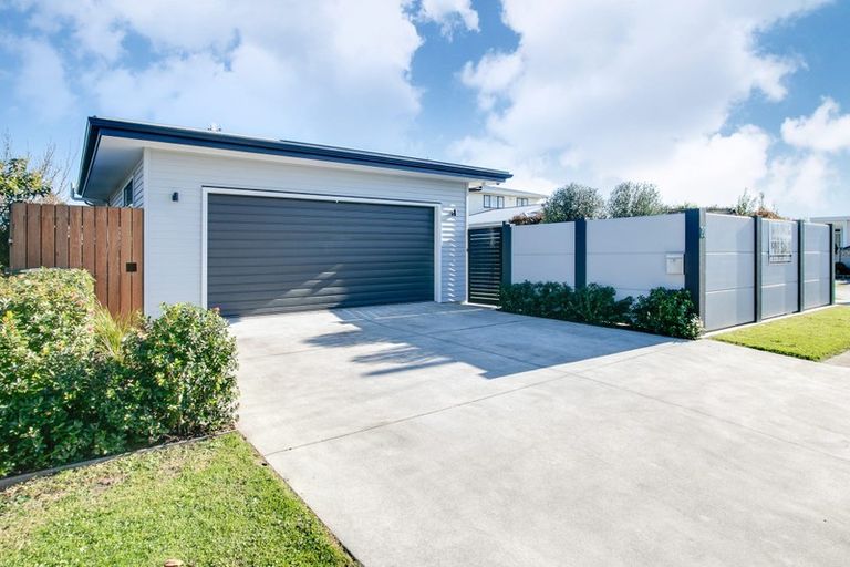 Photo of property in 20 Windsor Terrace, Taradale, Napier, 4112