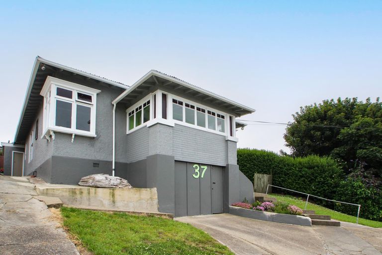 Photo of property in 37 Tyne Street, South Hill, Oamaru, 9400