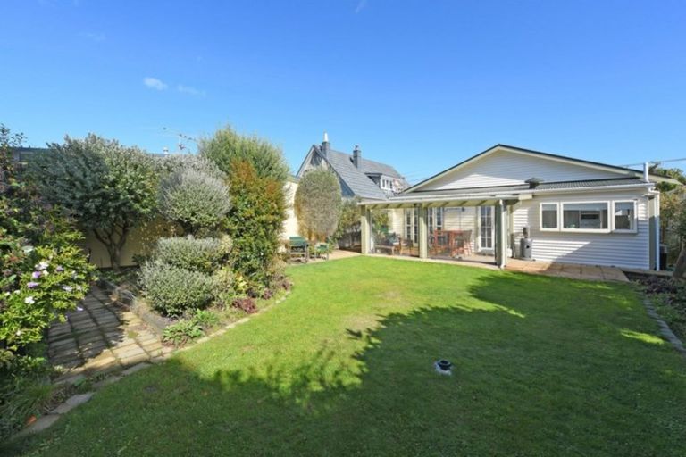 Photo of property in 140 Cuba Street, Petone, Lower Hutt, 5012