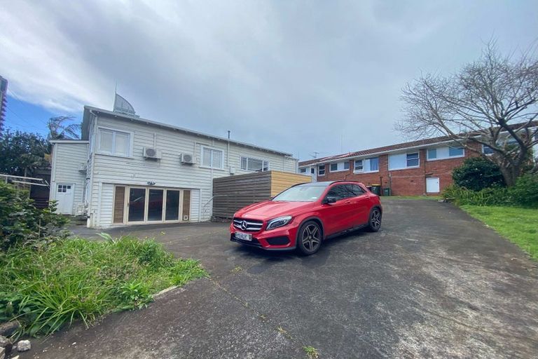 Photo of property in 8 Bracken Avenue, Takapuna, Auckland, 0622