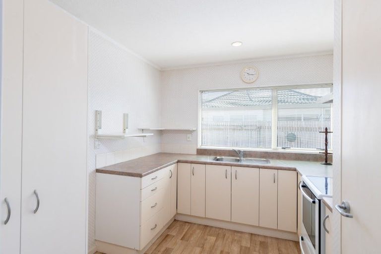 Photo of property in Kowhai Court, 8/17 John Street, Trentham, Upper Hutt, 5018