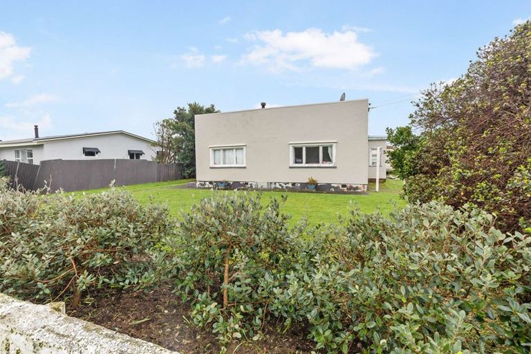 Photo of property in 40 Hood Street, Castlecliff, Whanganui, 4501