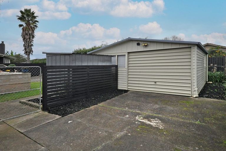 Photo of property in 12 Tinkler Place, Favona, Auckland, 2024