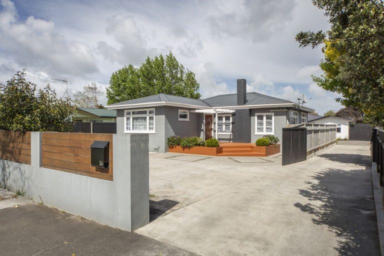 Photo of property in 36 Botanical Road, Takaro, Palmerston North, 4412