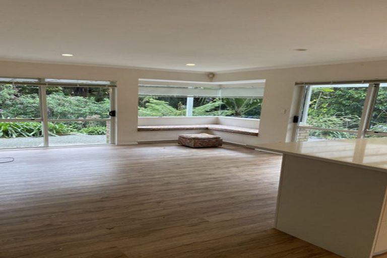 Photo of property in 21 Kinnard Lane, Totara Park, Auckland, 2019