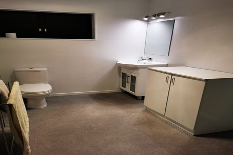 Photo of property in 3/409 West Coast Road, Glen Eden, Auckland, 0602