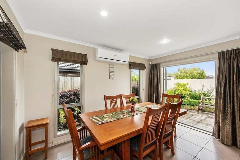 Photo of property in 22 Moonlight Drive, Rototuna North, Hamilton, 3210