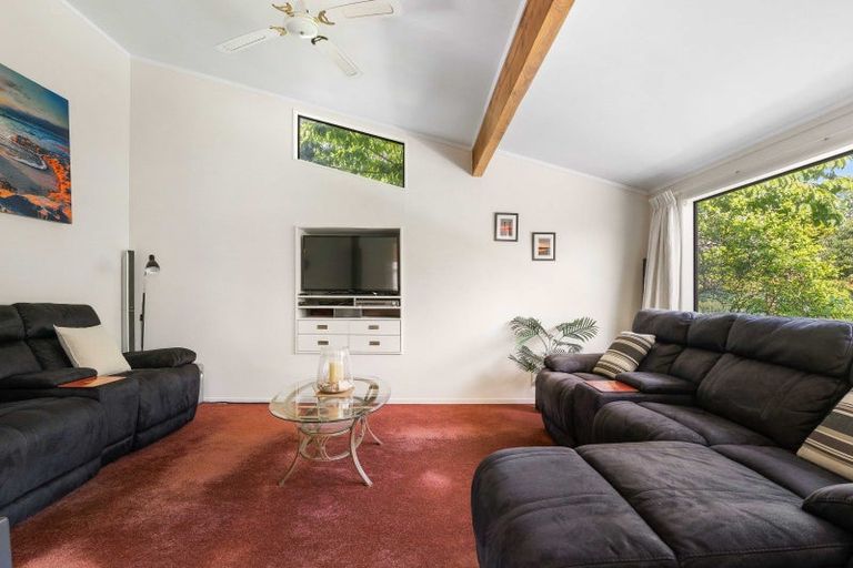 Photo of property in 16 Mount Avenue, Pauanui, Hikuai, 3579