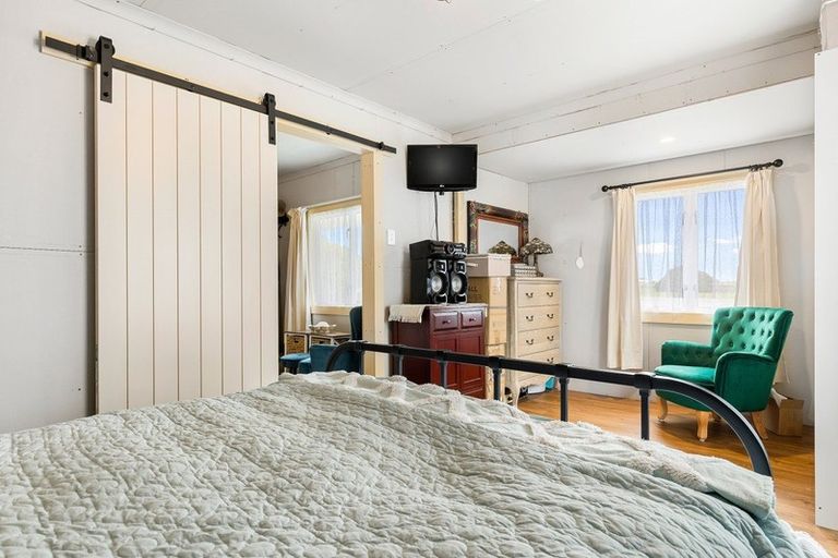 Photo of property in 19 South Crescent, Amberley, 7481