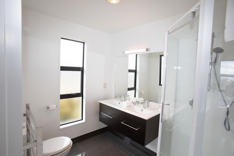 Photo of property in 24 Mistake Drive, Lake Tekapo, 7999