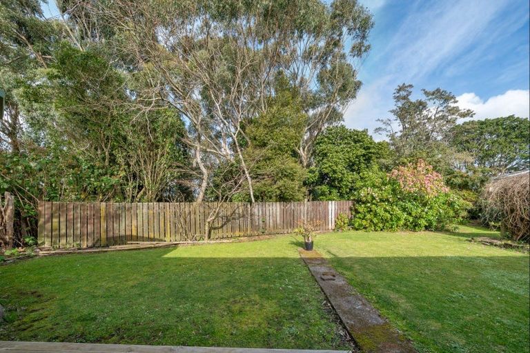 Photo of property in 203 Frankley Road, Frankleigh Park, New Plymouth, 4310