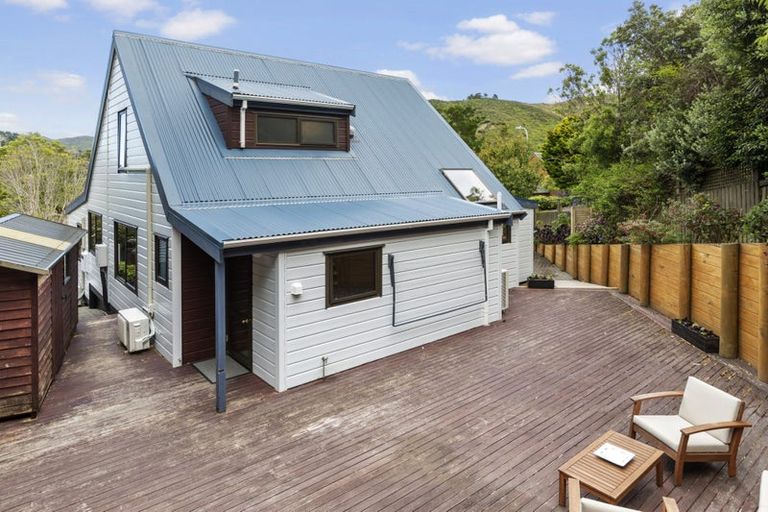 Photo of property in 56 David Crescent, Karori, Wellington, 6012