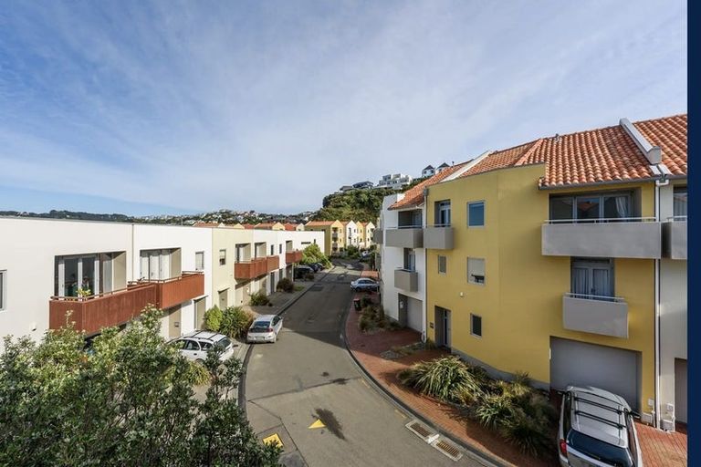 Photo of property in Marrakech Cafe, 28/305 Evans Bay Parade, Hataitai, Wellington, 6021