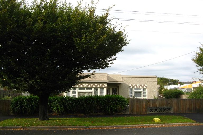 Photo of property in 81 Neville Street, Caversham, Dunedin, 9012