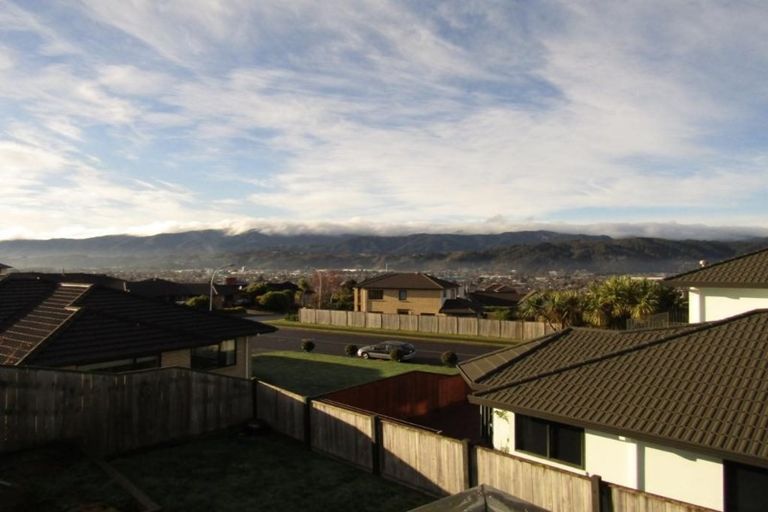 Photo of property in 16 Kirton Drive, Riverstone Terraces, Upper Hutt, 5018