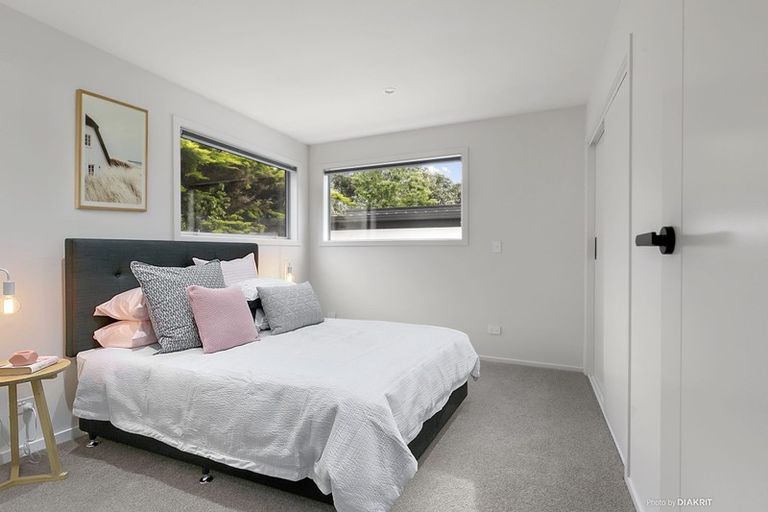 Photo of property in 83a Nevay Road, Miramar, Wellington, 6022