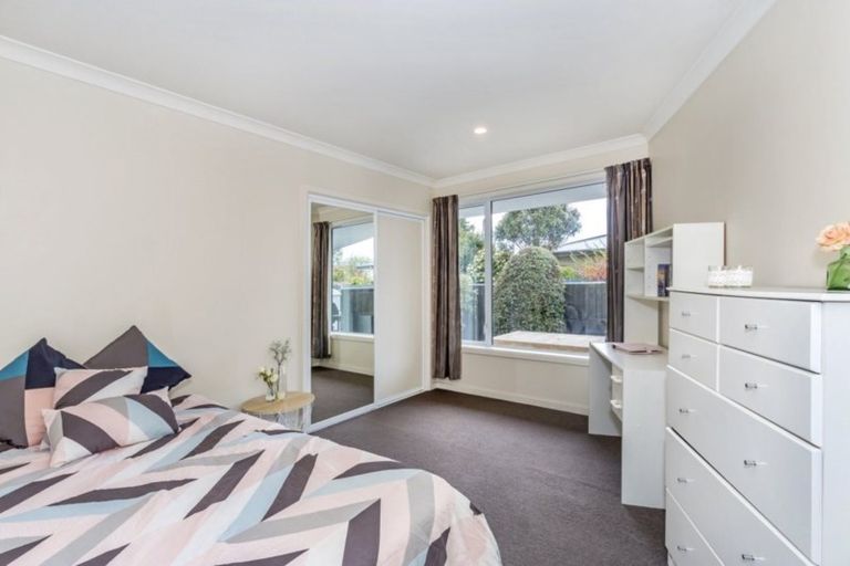 Photo of property in 33 Hammersley Avenue, Shirley, Christchurch, 8013