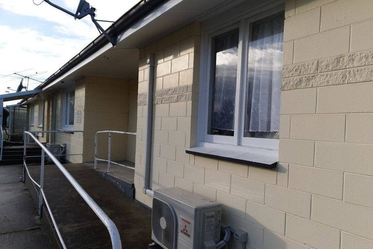 Photo of property in Gbc Flats, 1-10/8 Hamilton Street, East Gore, Gore, 9710