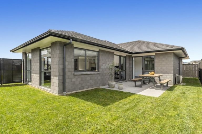 Photo of property in 85 Puhirake Crescent, Pyes Pa, Tauranga, 3112