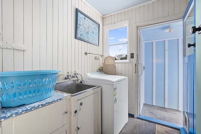 Photo of property in 33 Upham Terrace, Roslyn, Palmerston North, 4414