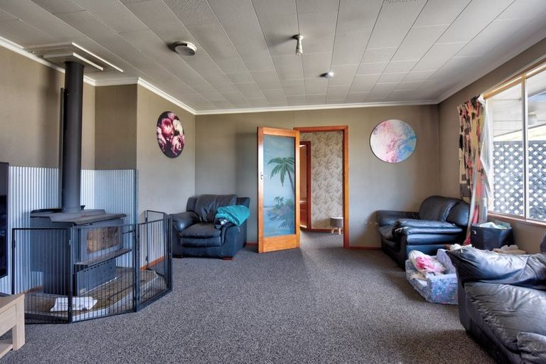 Photo of property in 77 Walker Crescent, East Gore, Gore, 9710