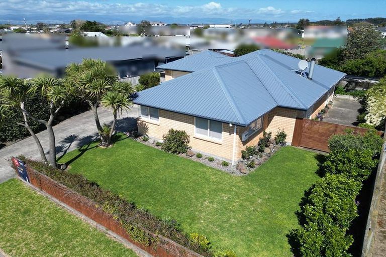 Photo of property in 62 Andrews Street, Foxton Beach, Foxton, 4815