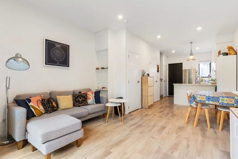 Photo of property in 31/241 Don Buck Road, Massey, Auckland, 0614