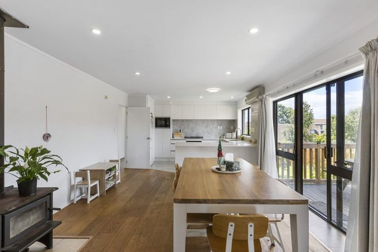 Photo of property in 73 Aberfeldy Avenue, Highland Park, Auckland, 2010