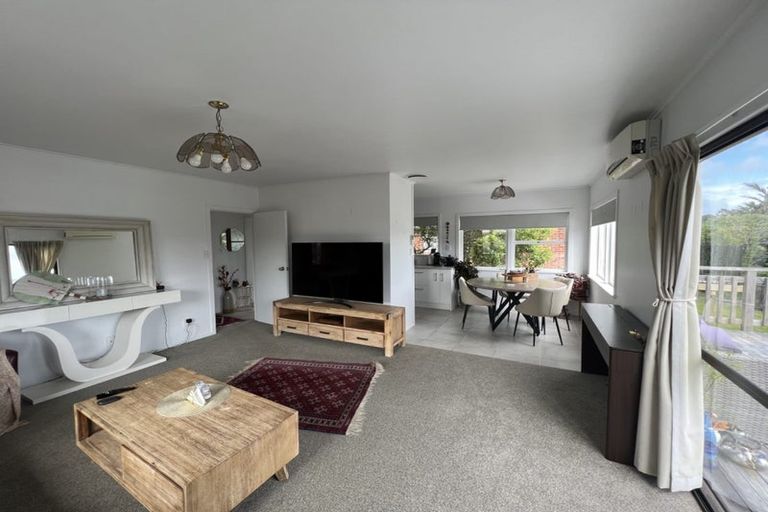 Photo of property in 157a Carlisle Road, Northcross, Auckland, 0632