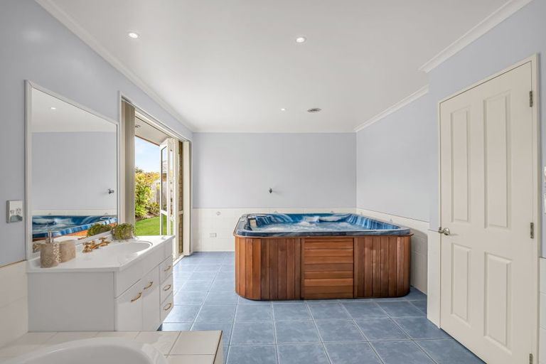 Photo of property in 175 Rolleston Drive, Rolleston, 7614