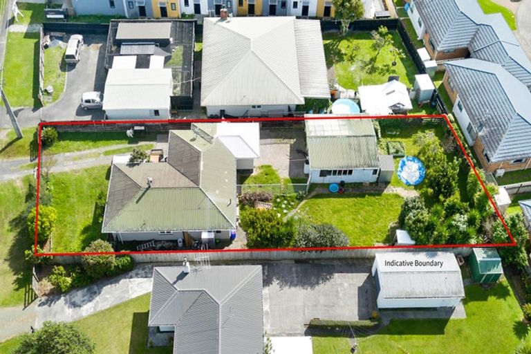 Photo of property in 109 Swanson Road, Henderson, Auckland, 0610