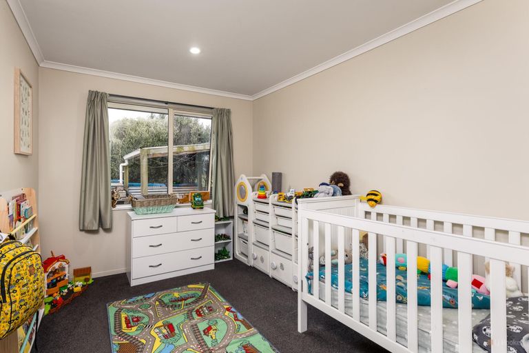 Photo of property in 14 Montgomery Street, Waimate, 7924