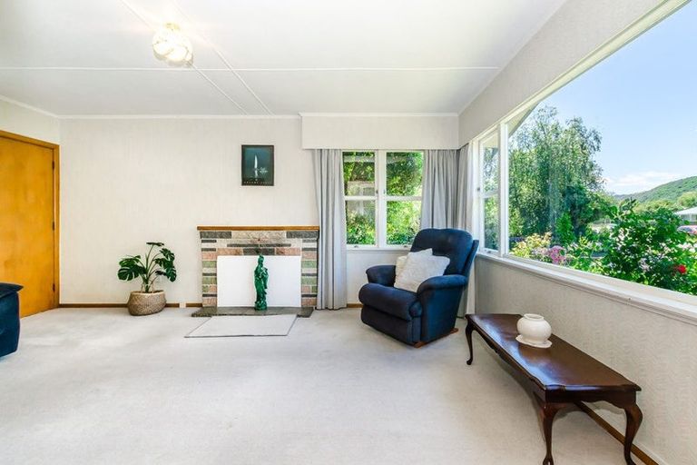 Photo of property in 2 Sunshine Avenue, Paraparaumu, 5032