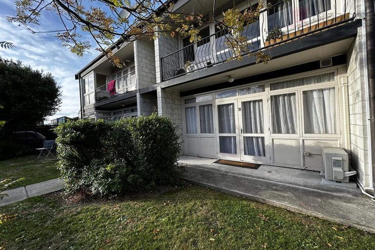 Photo of property in 1054 Colombo Street, St Albans, Christchurch, 8014