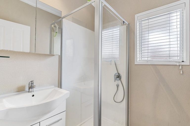 Photo of property in 2/119 Ridge Road, Howick, Auckland, 2014