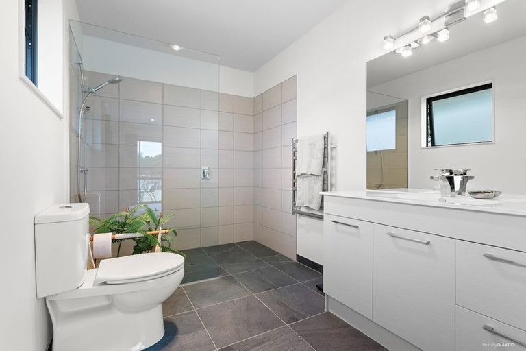 Photo of property in 109 Waitotara Drive, Waipapa, 0230