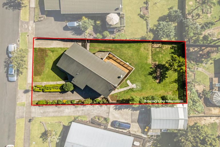 Photo of property in 23 Barberton Terrace, Red Hill, Papakura, 2110