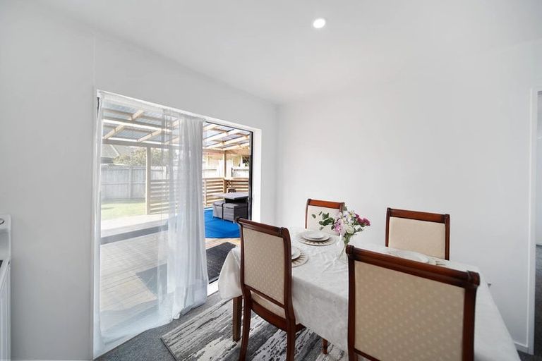 Photo of property in 10 Horlicks Place, Randwick Park, Auckland, 2105