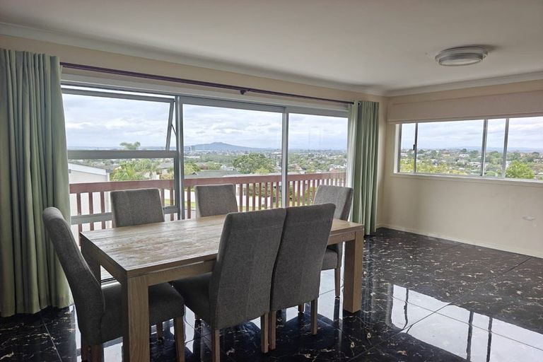 Photo of property in 147 Eban Avenue, Hillcrest, Auckland, 0627
