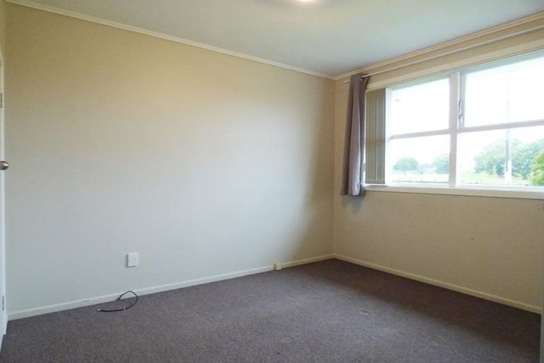 Photo of property in 12 Boundary Road, Clover Park, Auckland, 2019
