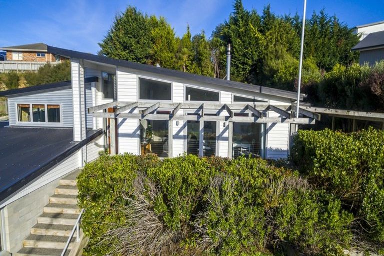 Photo of property in 6 Frankie Stevens Place, Riverstone Terraces, Upper Hutt, 5018