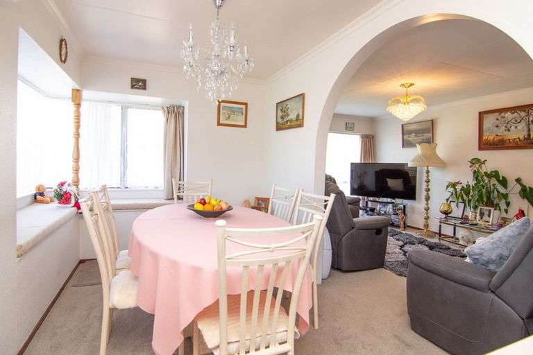 Photo of property in 89 College Street, Awapuni, Palmerston North, 4412