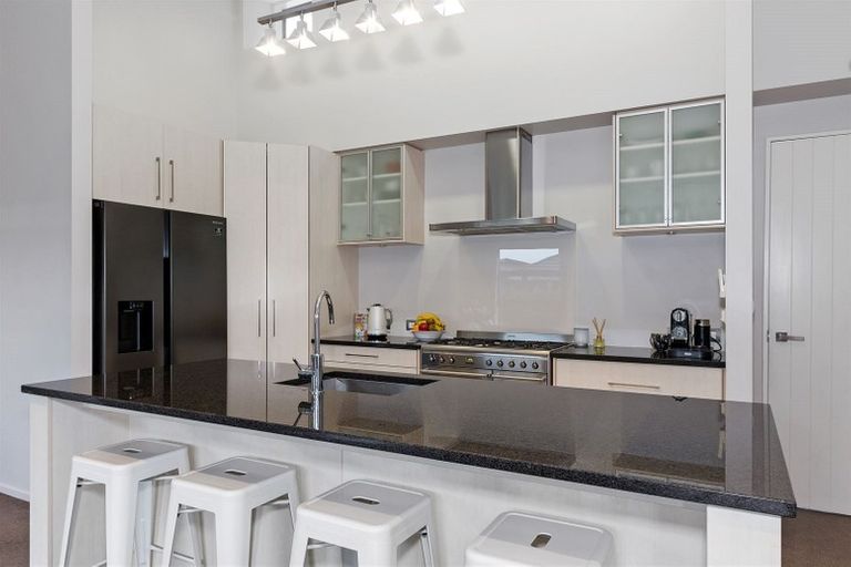 Photo of property in 28 Armour Place, Halswell, Christchurch, 8025