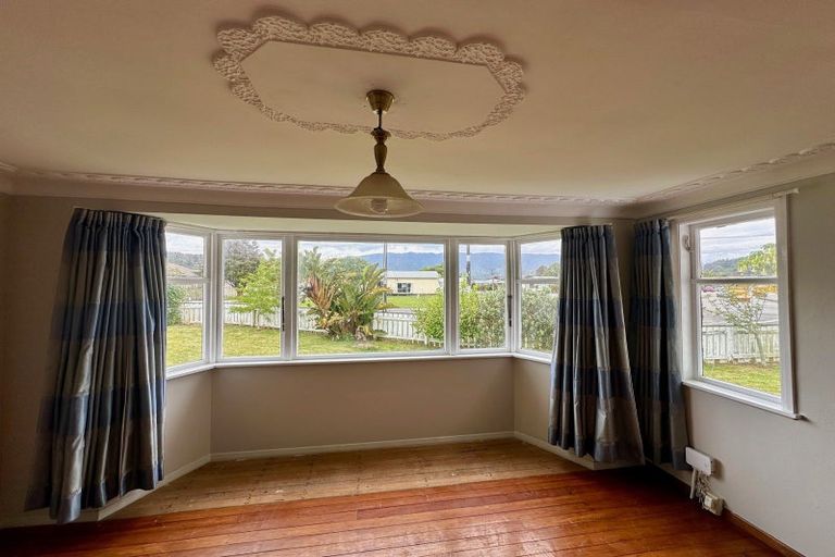 Photo of property in 129 Waverley Street, Karamea, 7893