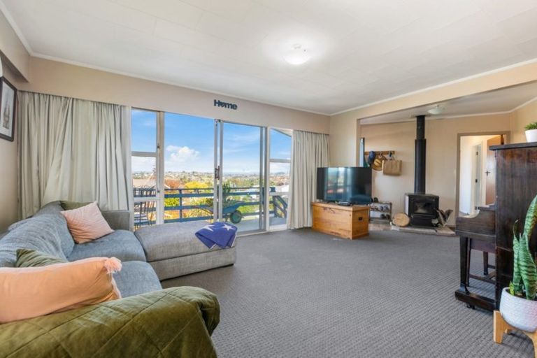 Photo of property in 27 Warwick Place, Brookfield, Tauranga, 3110
