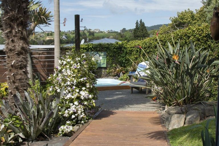 Photo of property in 246 Waitaha Road, Welcome Bay, Tauranga, 3112