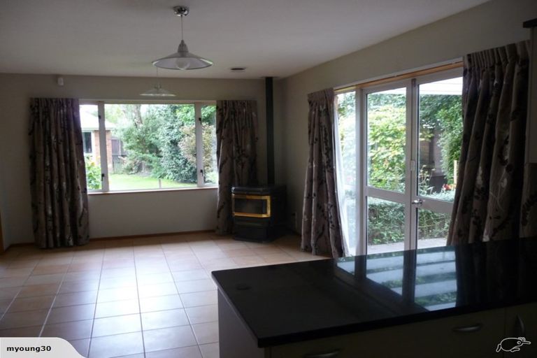 Photo of property in 7 Quirk Place, Sockburn, Christchurch, 8042