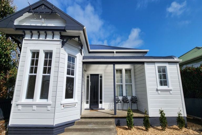 Photo of property in 111 Wilson Street, Hawera, 4610